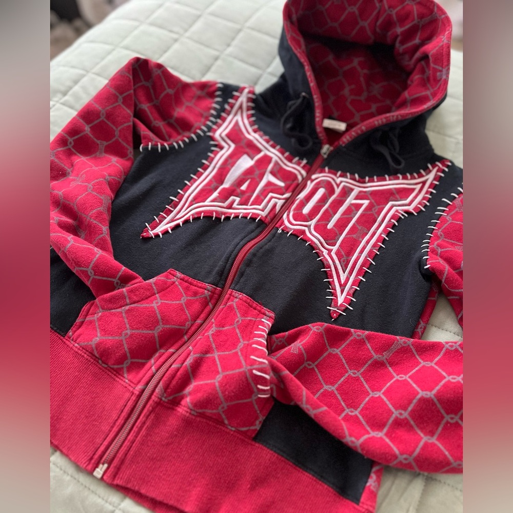 Y2K TapOut Wrestling Zip Hooded Jacket Size Youth Medium Tapout Size 10-12